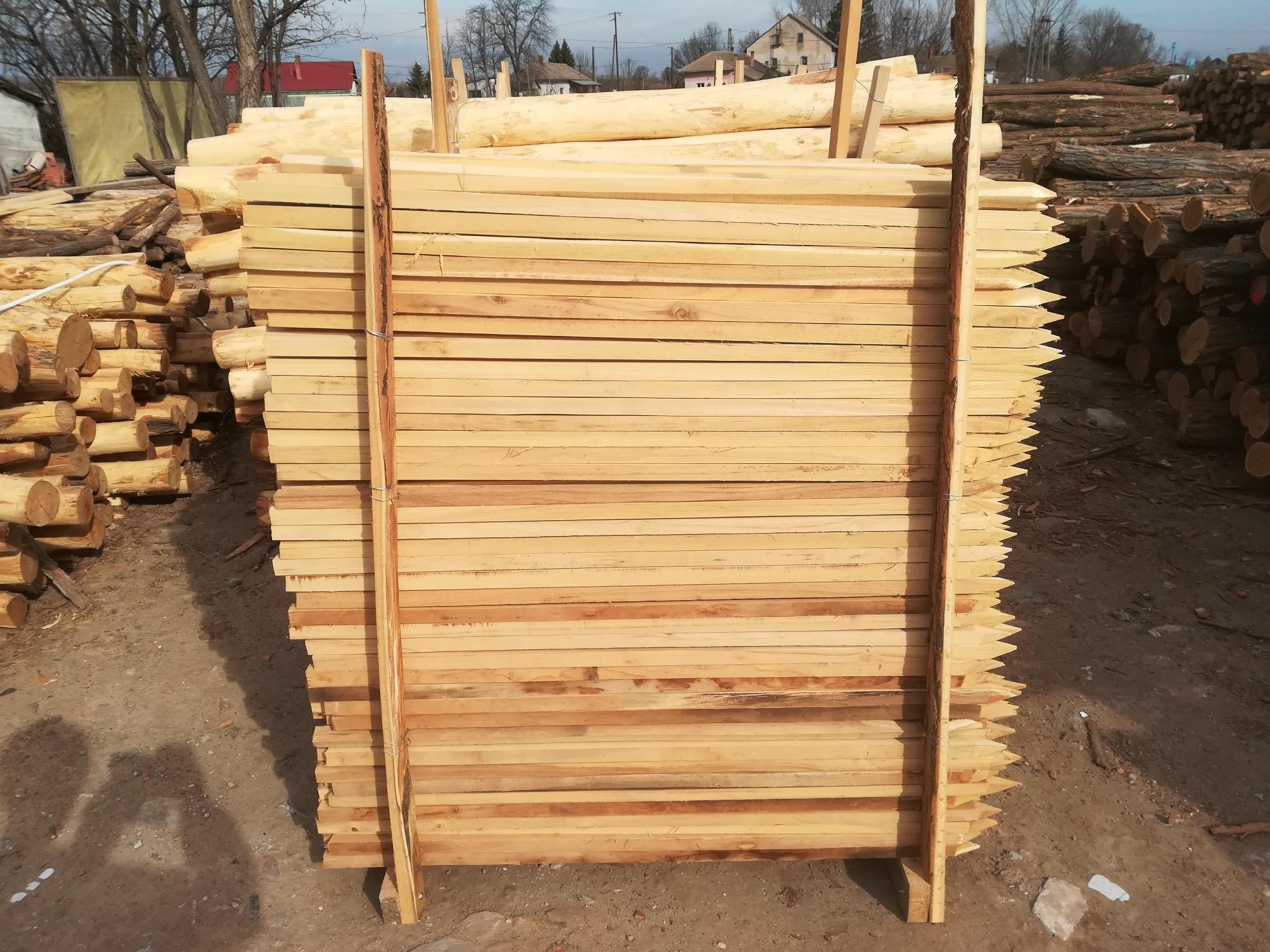 Akazienpflöcke (gesägt, vierkantig) Akazienpflöcke (gesägt, vierkantig)